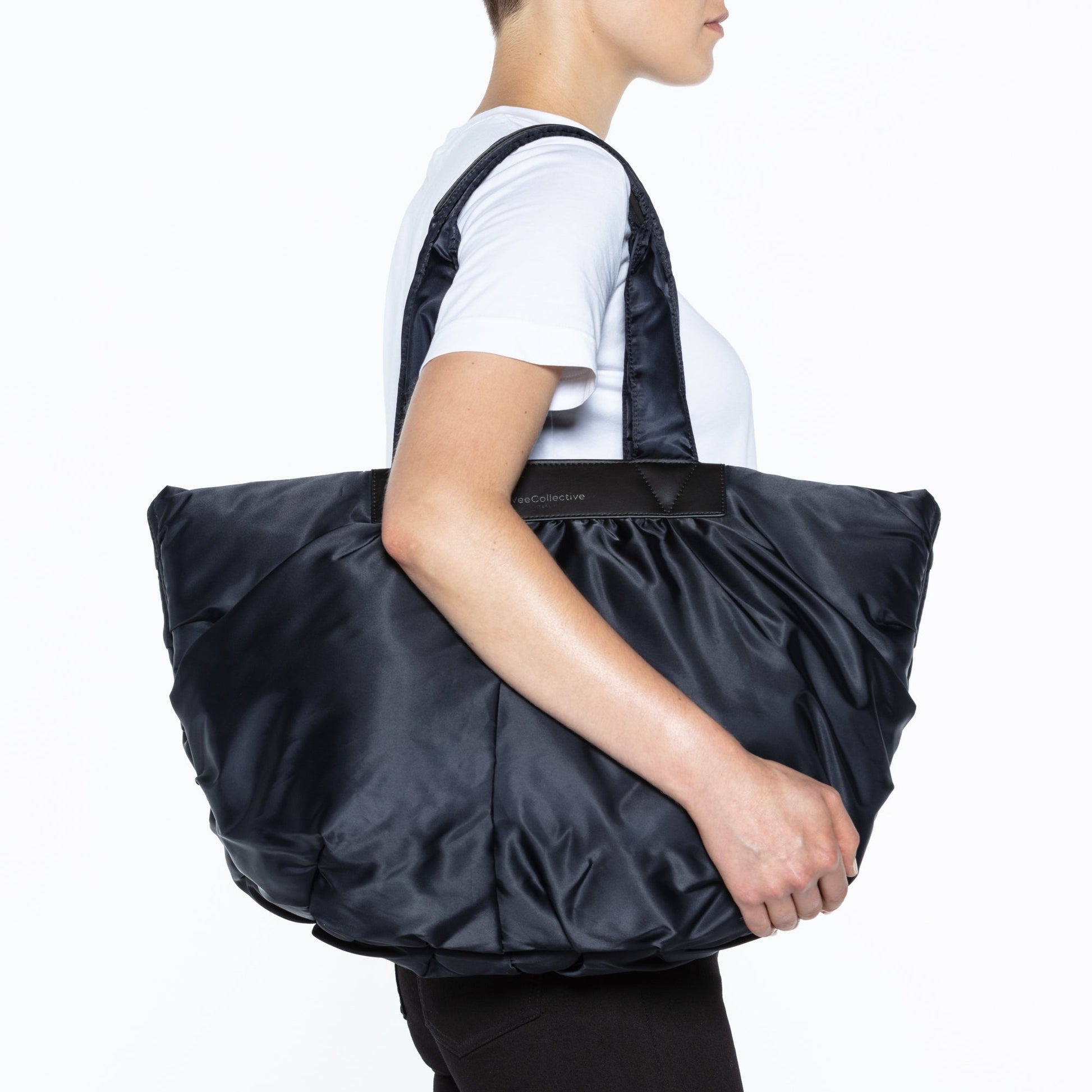 medium / dark navy