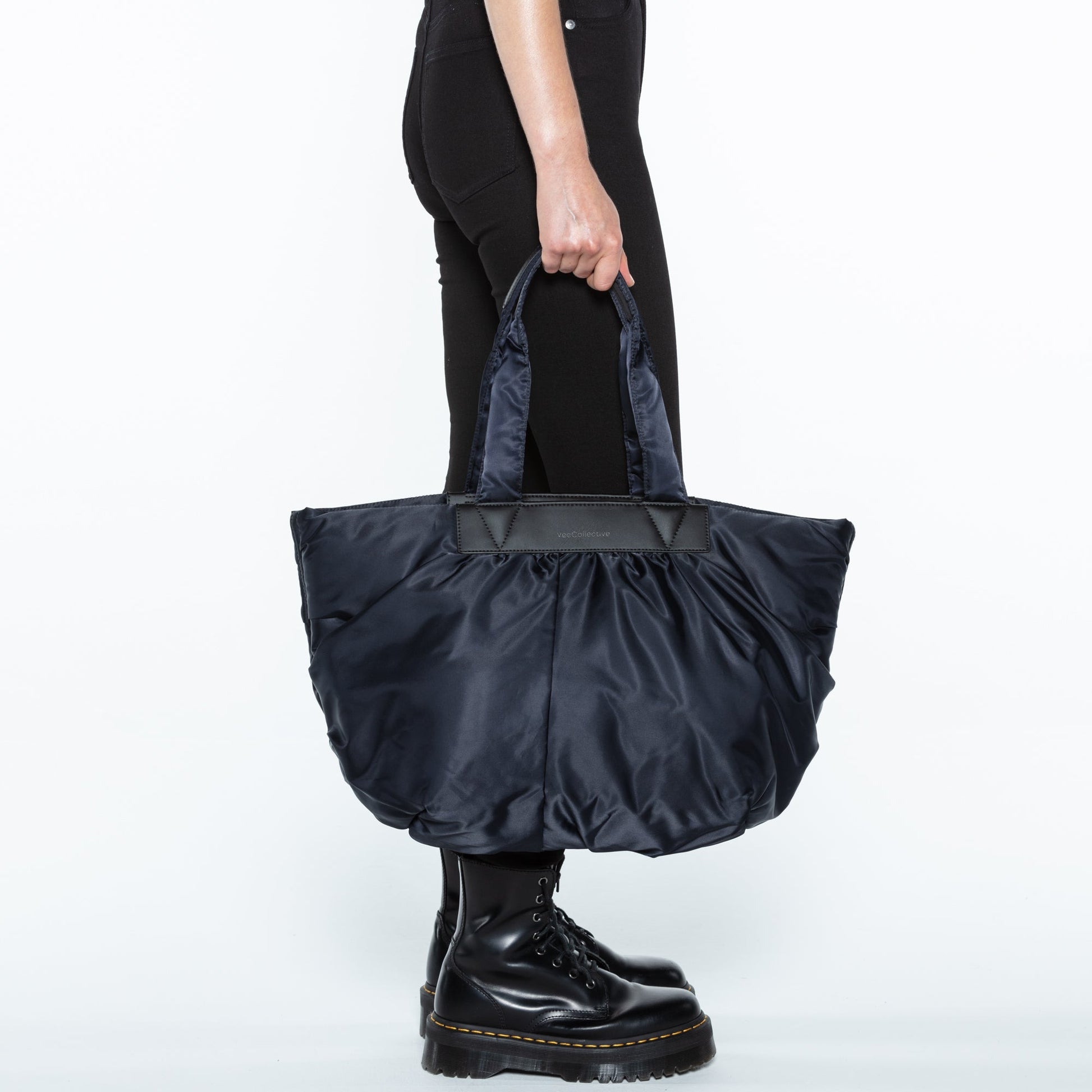 medium / dark navy