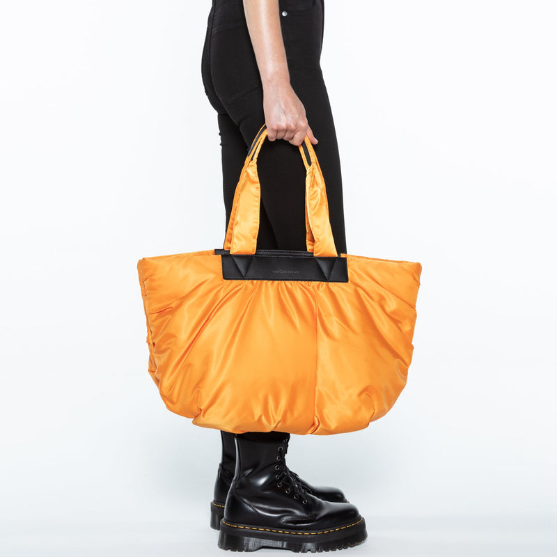 medium / safety orange