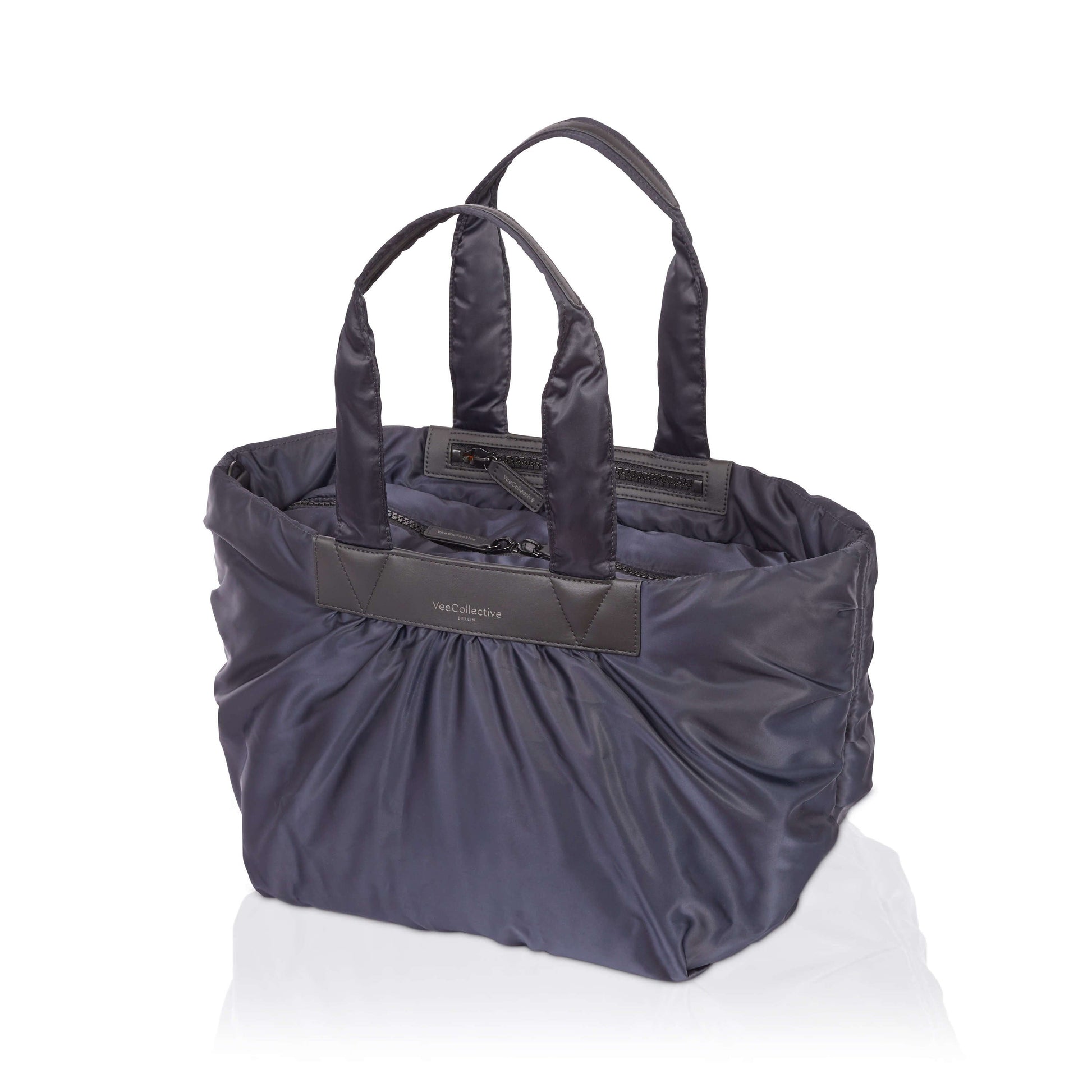 medium / dark navy