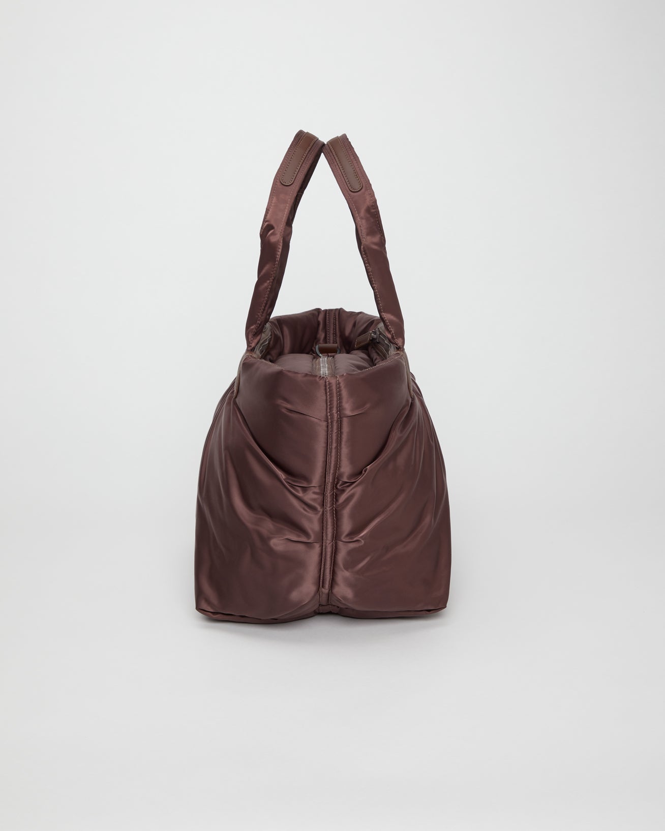 medium / chocolate
