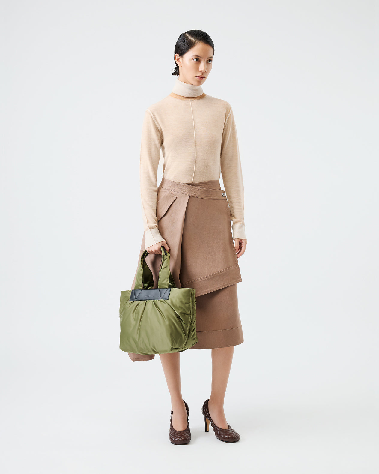 small / olive