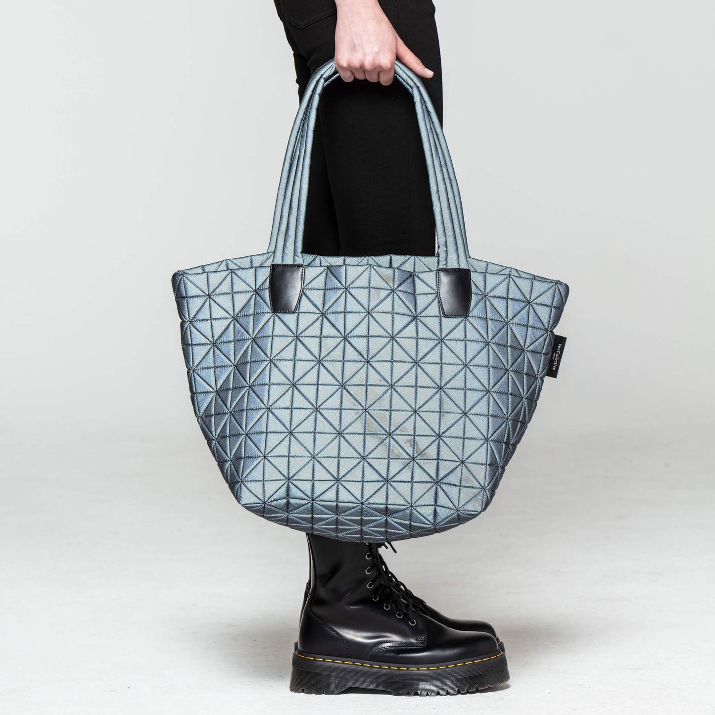 VEE TOTE BABY