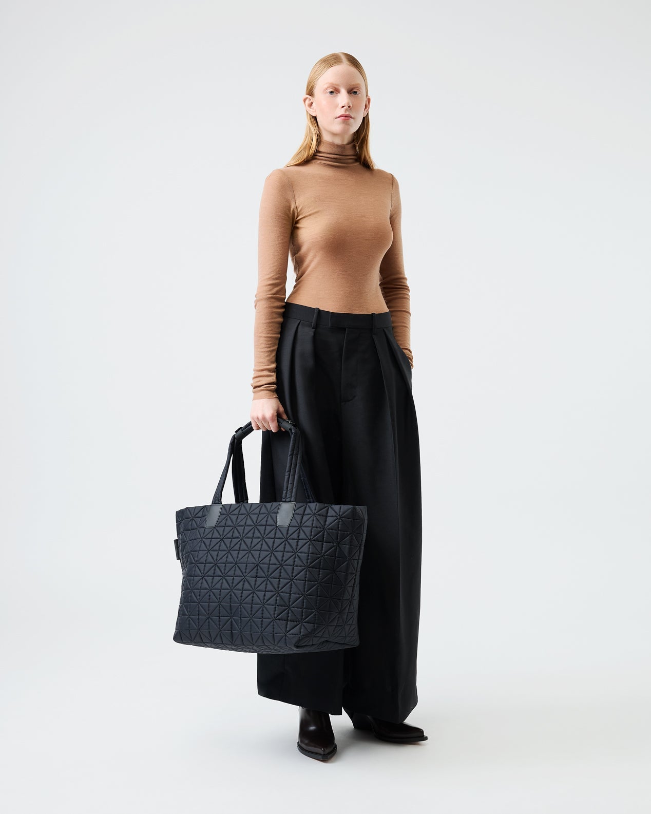 large / black