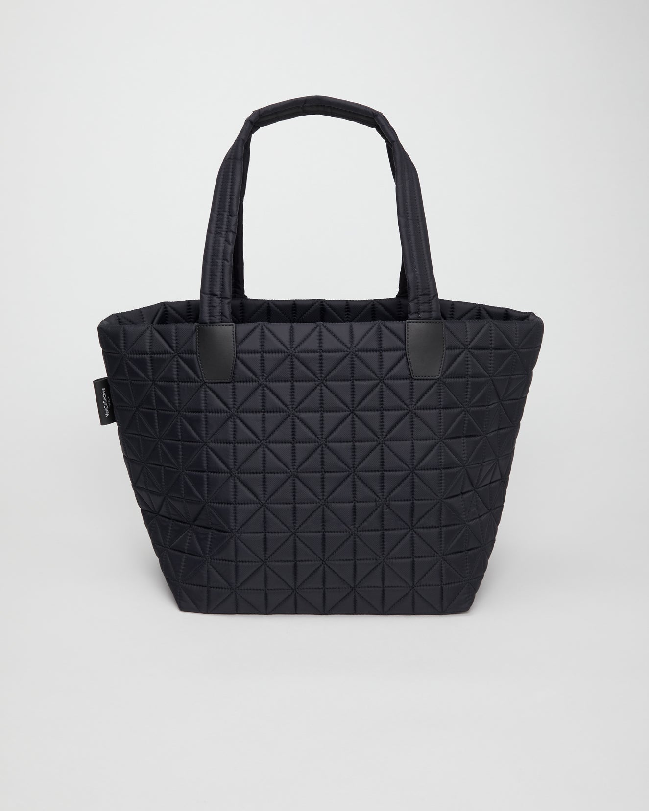 medium / black
