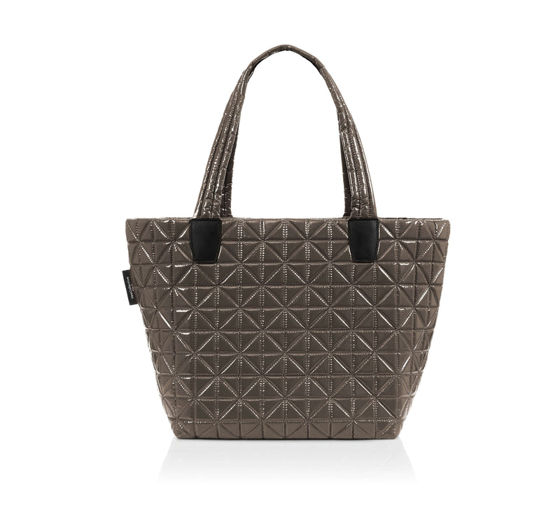 medium / cocoa vinyl