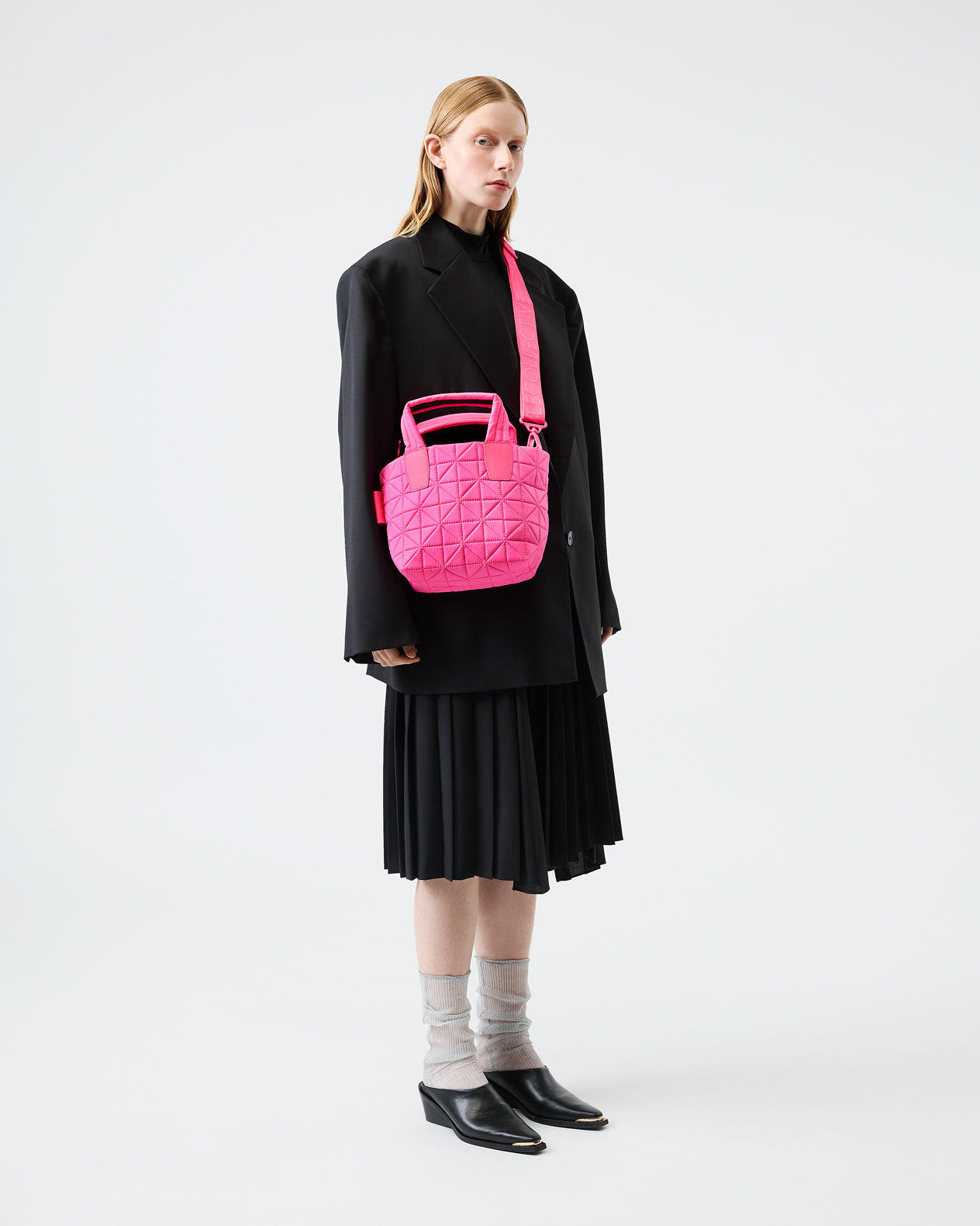 mini / neon pink